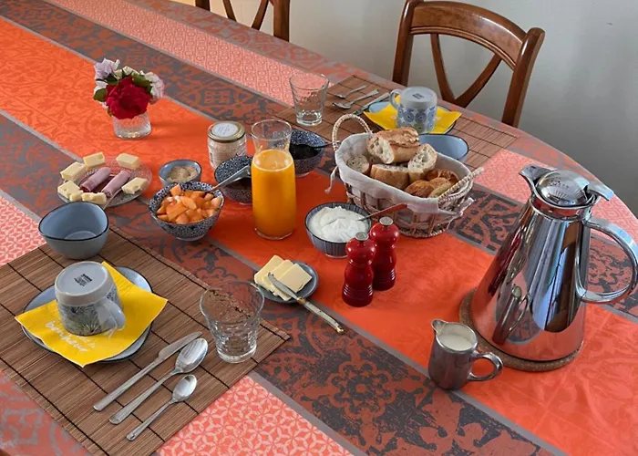 Le Clos Des Vignes 3* Notre-Dame-de-l'Isle